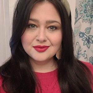 Meet your Posher, Alexandra